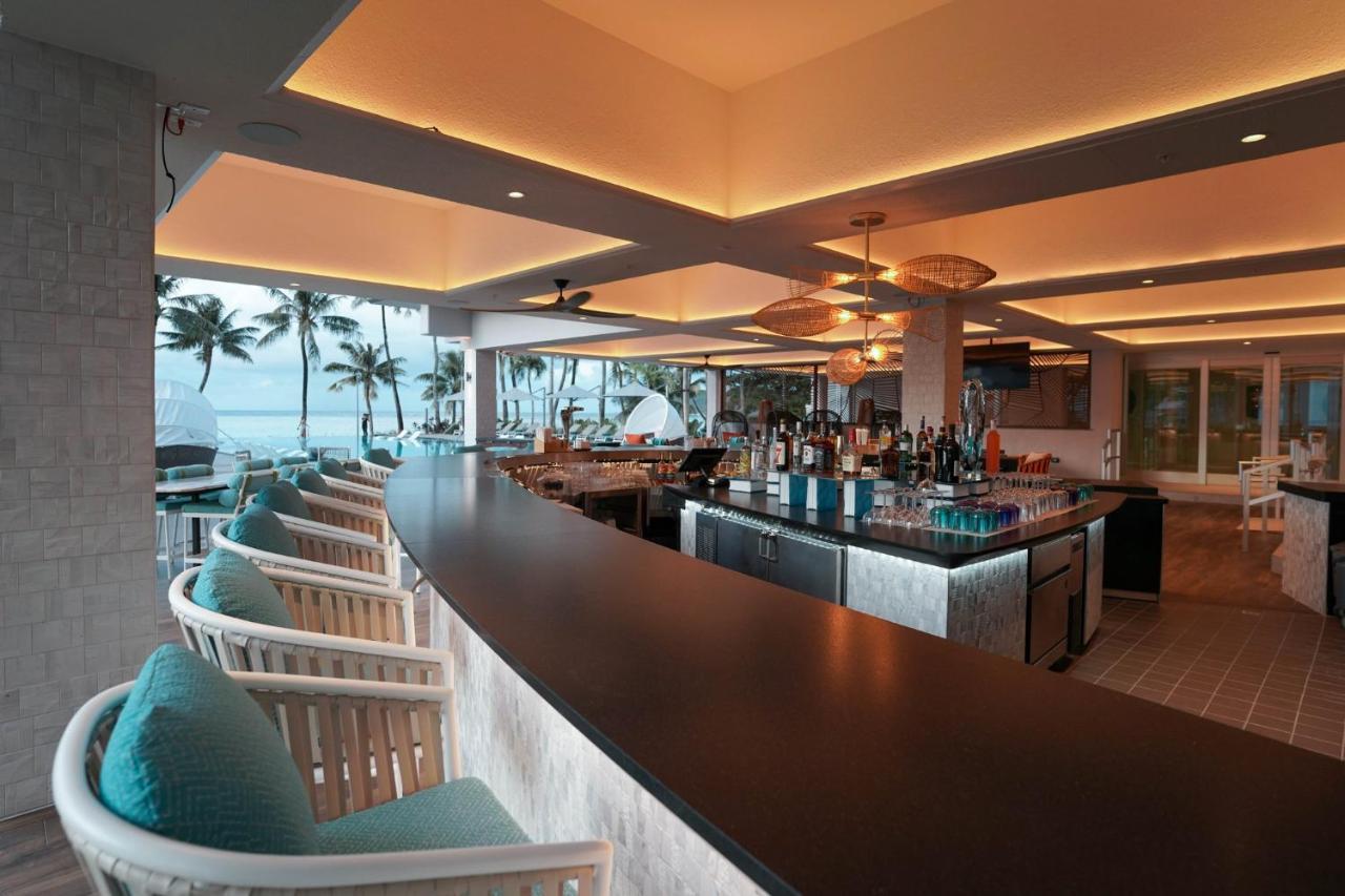 Crowne Plaza Resort Guam Тумон Екстериор снимка
