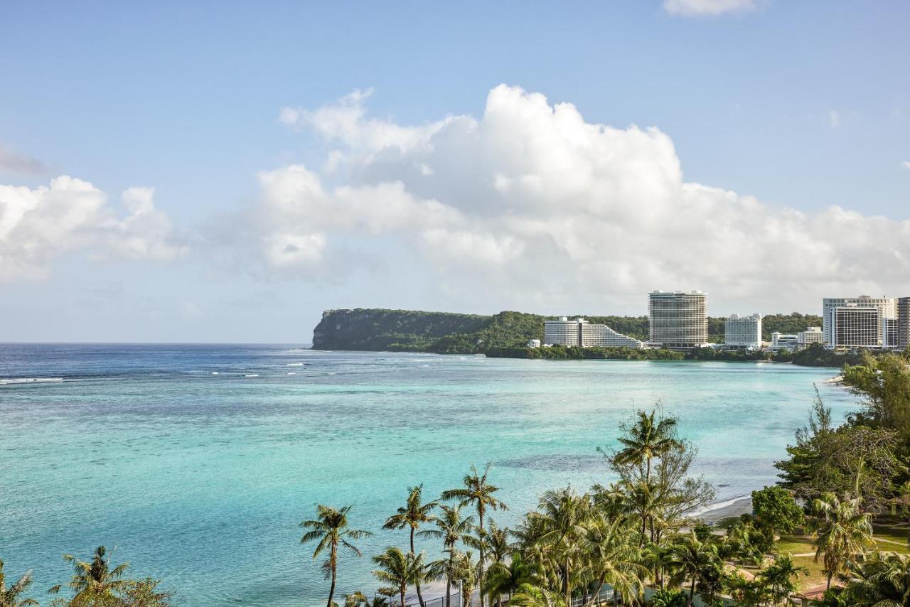 Crowne Plaza Resort Guam Тумон Екстериор снимка