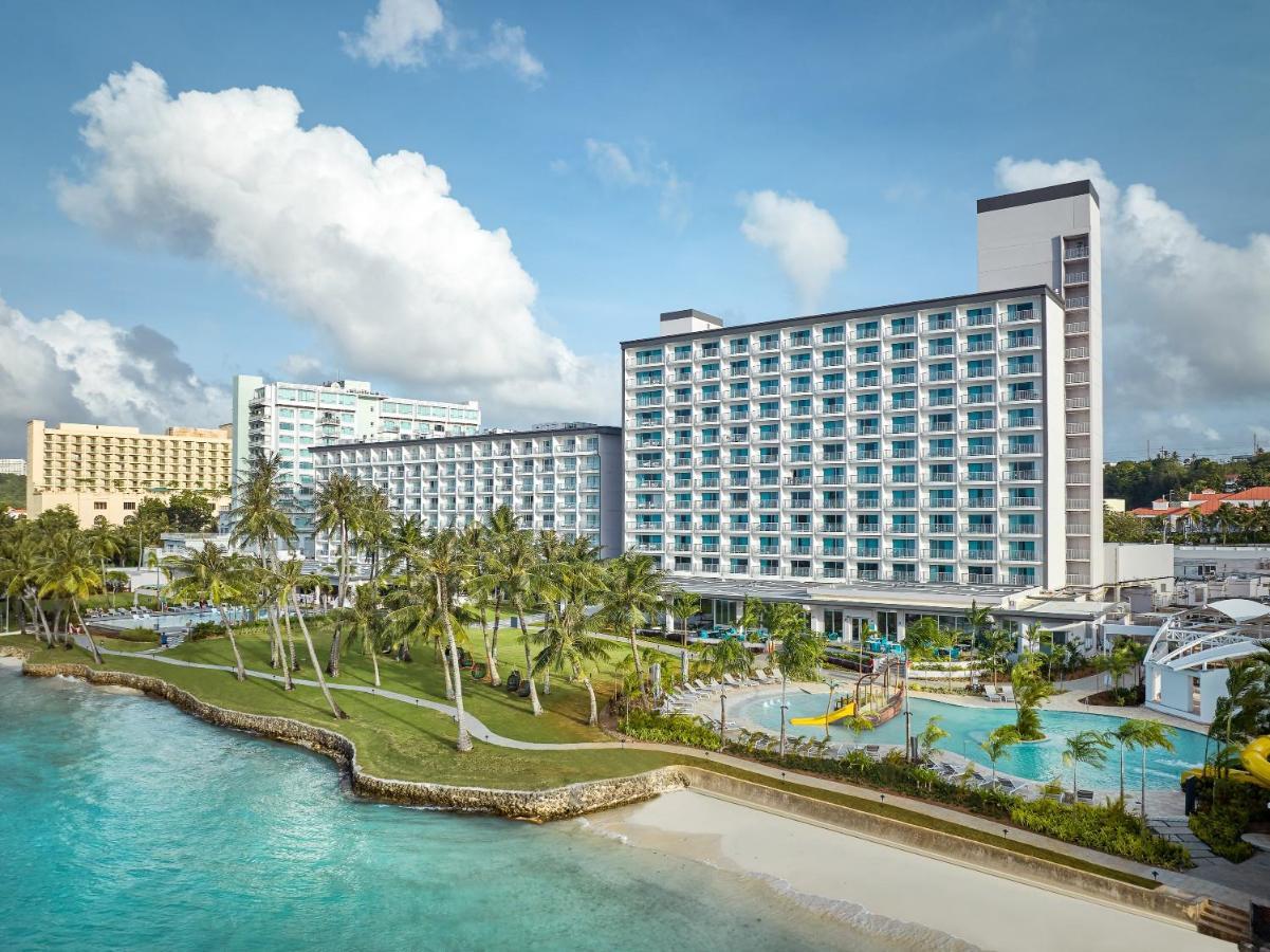 Crowne Plaza Resort Guam Тумон Екстериор снимка