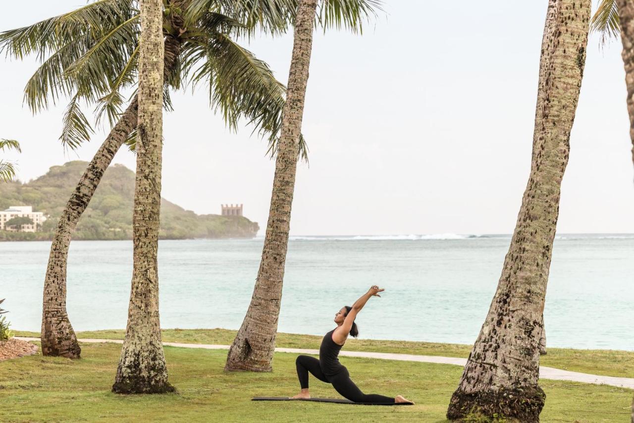 Crowne Plaza Resort Guam Тумон Екстериор снимка